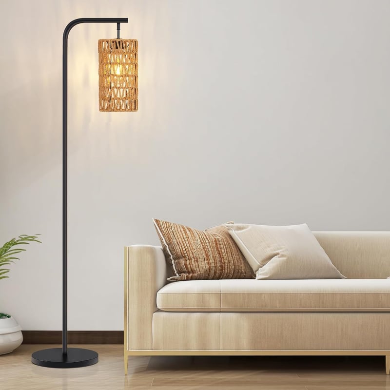 Stojna lampa od ratana, moderni minimalistički stil, detalj užeta, dizajn wabi-sabi