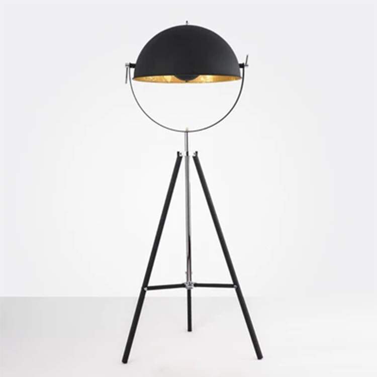 Moderna američka tronožna stojeća lampa za dnevni boravak i spavaću sobu, skandinavski retro-industrijski stil