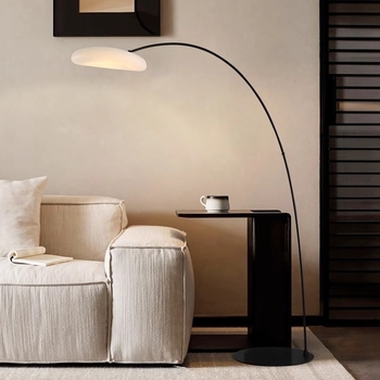 Minimalistička moderna stalna lampa za dnevni boravak, ured i hodnik; lampa s oblačnim oblikom uz kauč — kreativno dekorativno osvjetljenje nadahnuto influencerima