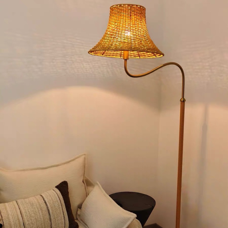 Francuskog stila polovice 20. stoljeća: bambusna podna lampa, ručno izrađena, prilagodljiva vašoj fotografiji