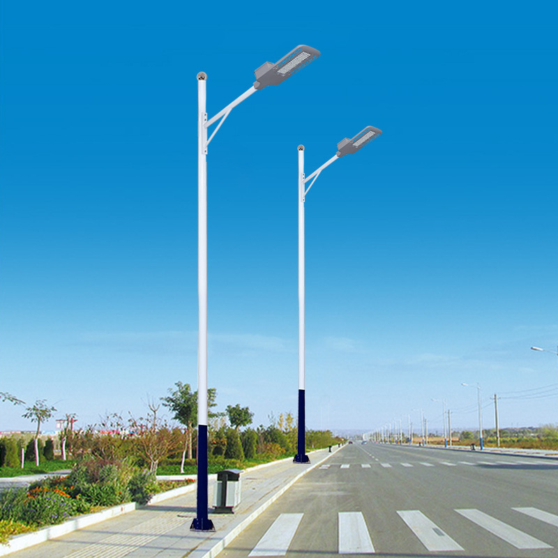 LED улична лампа с мрежово захранване, висока мачта 6–8 м, мощна за селски пътища и магистрали