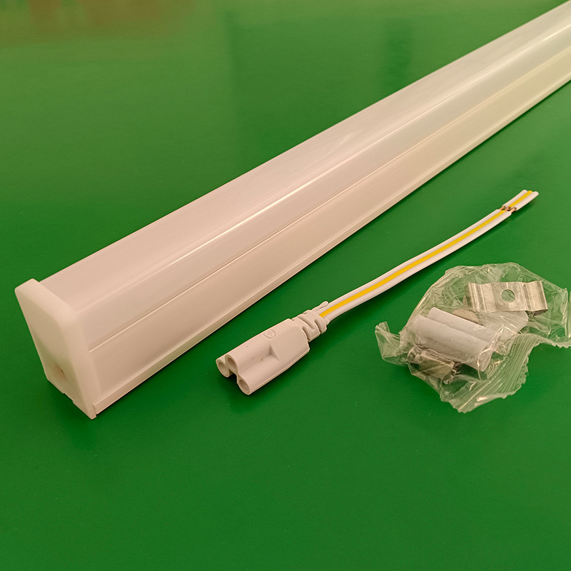 LED интегрирана флуоресцентна тръба T5 квадратна изцяло пластмасова за полици дълга LED лента супер ярка