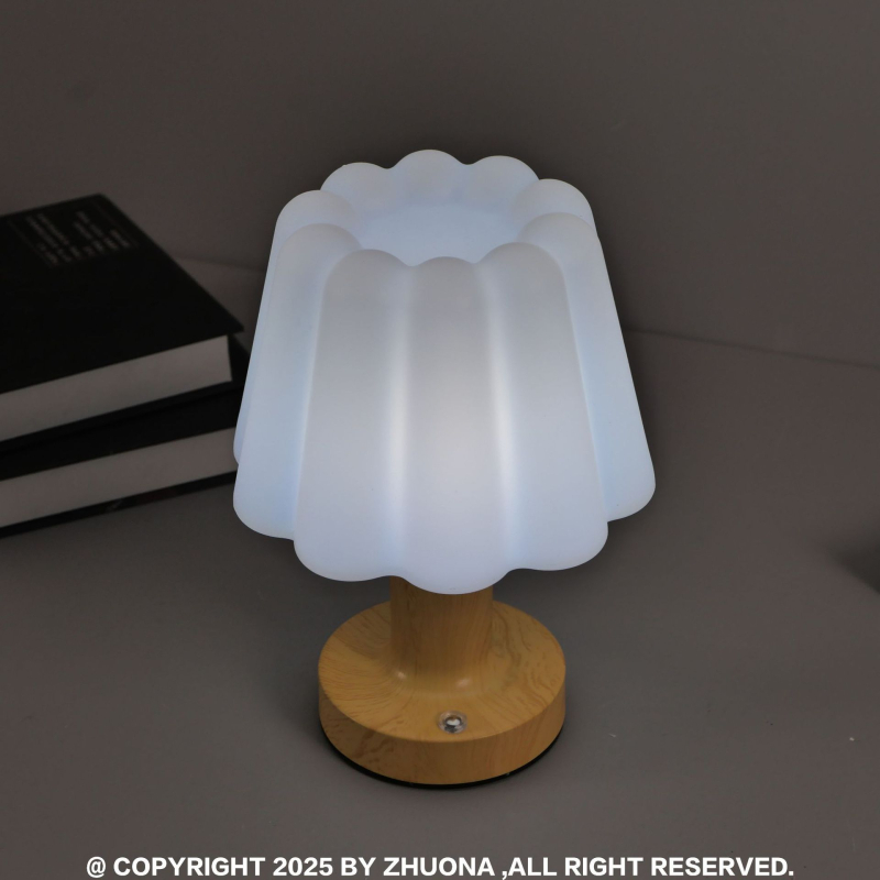 Stolna lampa u obliku gljive, dodirna, punjiva, neprekidna regulacija jačine svjetla, ambijentalno svjetlo, regulacija temperature boje, sjenilo od sintetičke smole, dimenzije 9×15×18.5 cm, moderni minimalistički stil