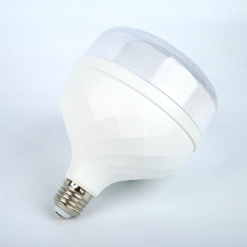 Prozirna LED žarulja s plastičnim premazom od aluminija, energetski učinkovita, visoka svjetlina za komercijalno i kućno osvjetljenje, E27 navoj
