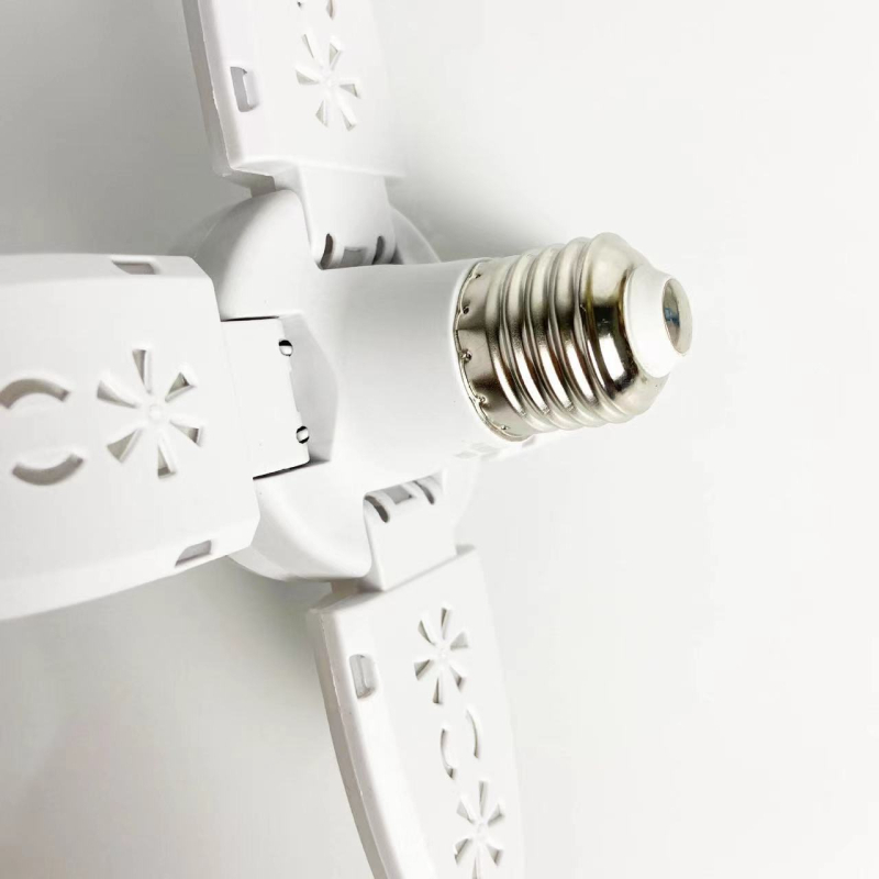 Sklopiva lampa s četiri lista - mini lampa u obliku lista, E27 navoj, vrlo jaka LED žarulja