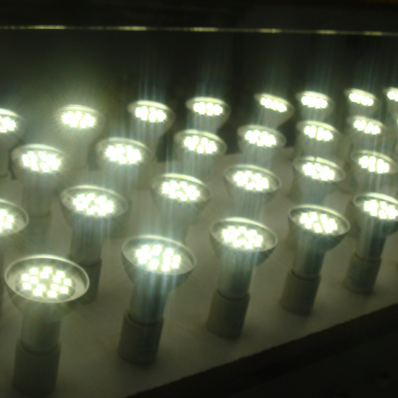LED reflektor žarulja, 9W, R80, E27, snop 120°, CRI 80, IP54, aluminijsko kućište, LED 5630 diode, unutarnje osvjetljenje