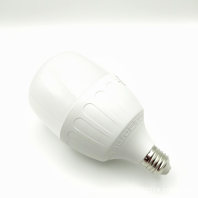LED žarulja iz serije Light Energy Leopard, visokokvalitetna, E27 navoj, 6500K bijela svjetlost, energetski učinkovita