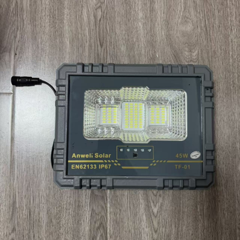 45W LED solarni reflektor za vanjsku upotrebu, vodootporan vrtni prožektor, visoka svjetlina kućnog solarnog osvjetljenja