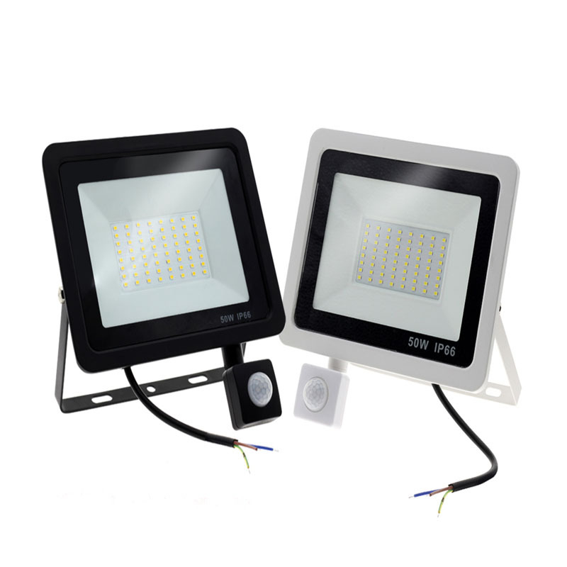 LED reflektor s senzorom pokreta za vanjsku upotrebu, aluminijsko kućište, IP66, 64 LED, 4500 lm, 3000K/6500K, kut zračenja 120°, model XKD-GYD-XPG