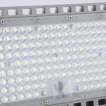 Vanjska LED floodlight RGB 100W–200W za rasvjetu krajolika i reklamnih ploča, vodootporan i otporan, aluminijsko kućište