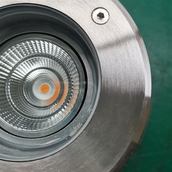 LED podzemna COB svjetiljka s reflektirskom kupolom, promjer 150 mm, kućište od nehrđajućeg čelika i lijevanog aluminija, prilagodljiv kut snopa