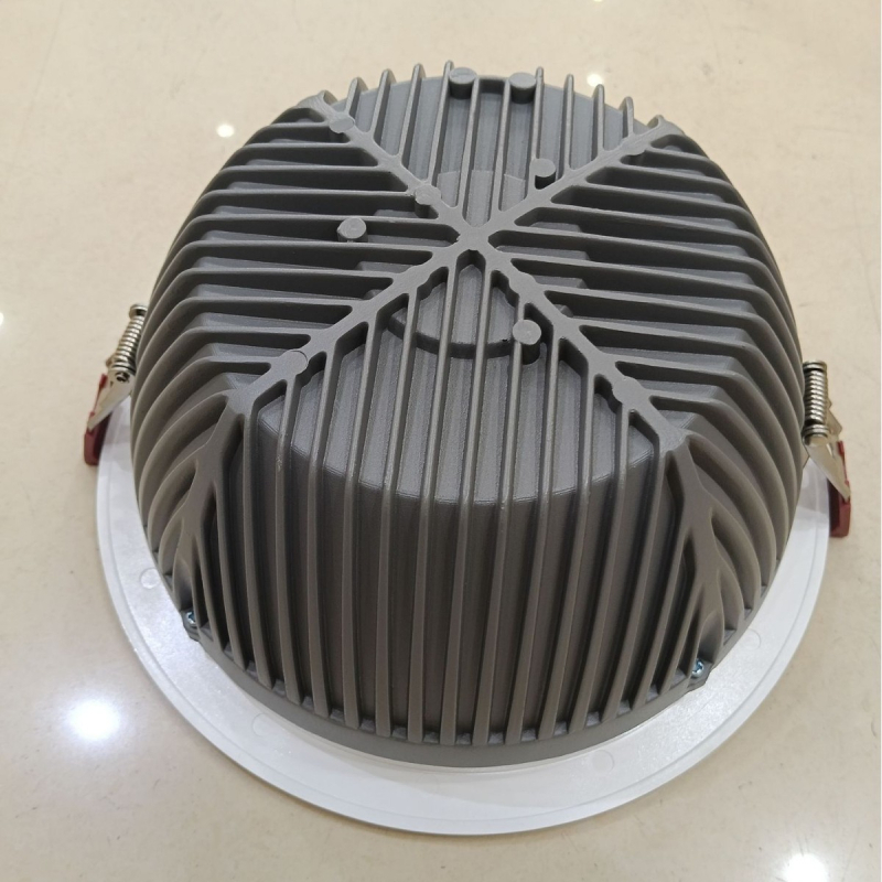 Ugrađeno visoko snaga LED downlight s aluminijskim kućištem, 21–30W, 4000K, CRI ≥90, max 36V, otvor 200 mm, ukupne dimenzije 230 mm, SMD čip