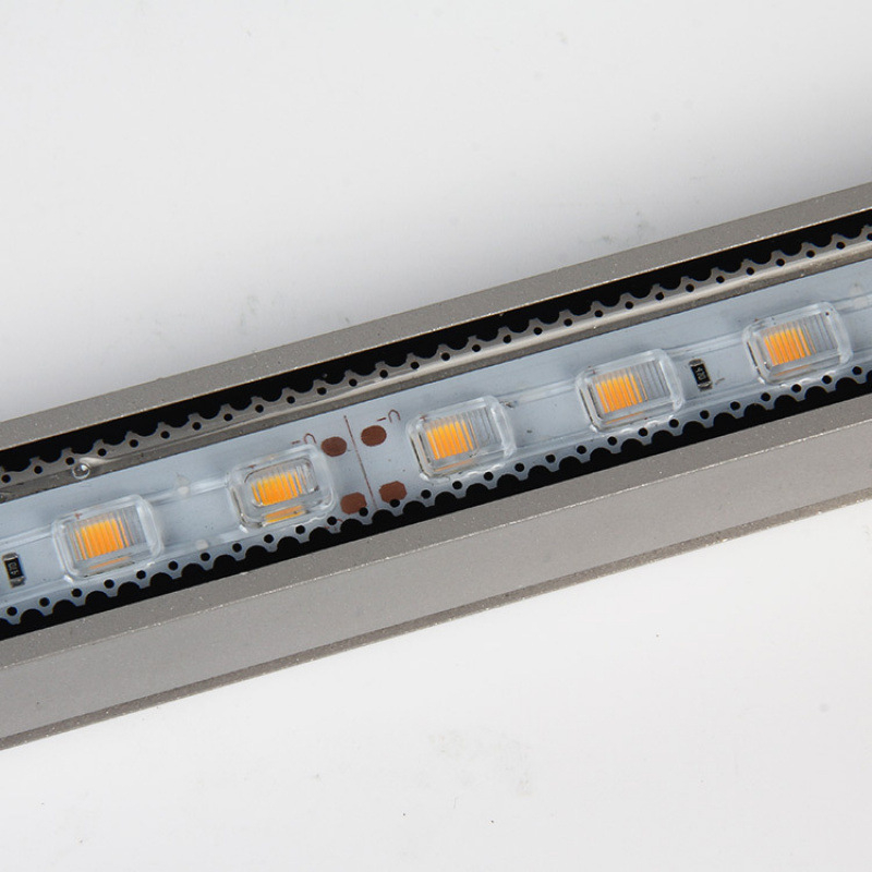 Външна LED контурна светлина за стени, IP65, 24V DC, 3000K топла светлина, алуминиев корпус, 48 LED, 1200 lm, 120° лъч, размери 1000×30×30 мм, без димер