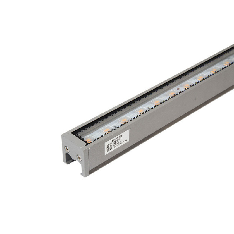 Външна LED контурна светлина за стени, IP65, 24V DC, 3000K топла светлина, алуминиев корпус, 48 LED, 1200 lm, 120° лъч, размери 1000×30×30 мм, без димер