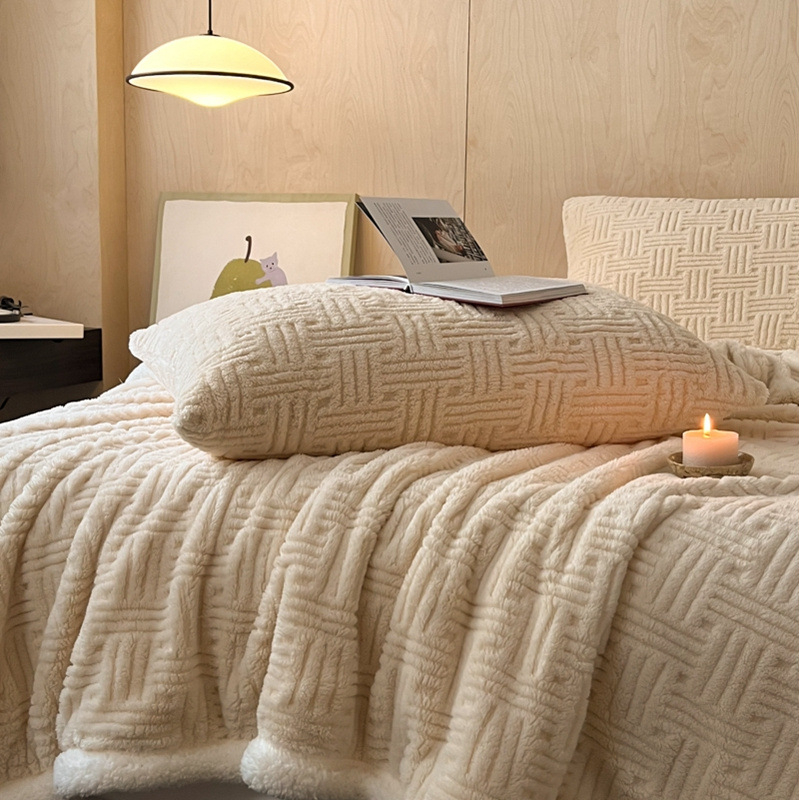 Eden koral fleece deka — nordijski stil, dvostruko debela, poliester, za jesen i zimu, jednobojna, veličine 100x150 cm do 200x230 cm.