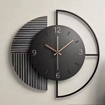 Sat na zid za dnevni boravak, moderan minimalistički dizajn, tih kvarcni mehanizam, zidna montaža.
