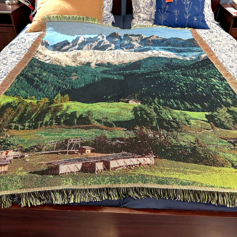 Italijski Dolomiti — pamuk goblen s pejzažem, dekorativna tapiserija za zid, deka za kauč i prekrivač za krevet