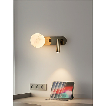 Zidna lampa za spavaću sobu u talijanskom minimalističkom stilu, okretna svjetiljka za čitanje pokraj kreveta