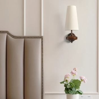 Stenska lampa za spavaću sobu u francuskom stilu s platnenim abažurom, retro inspiracija hodnika