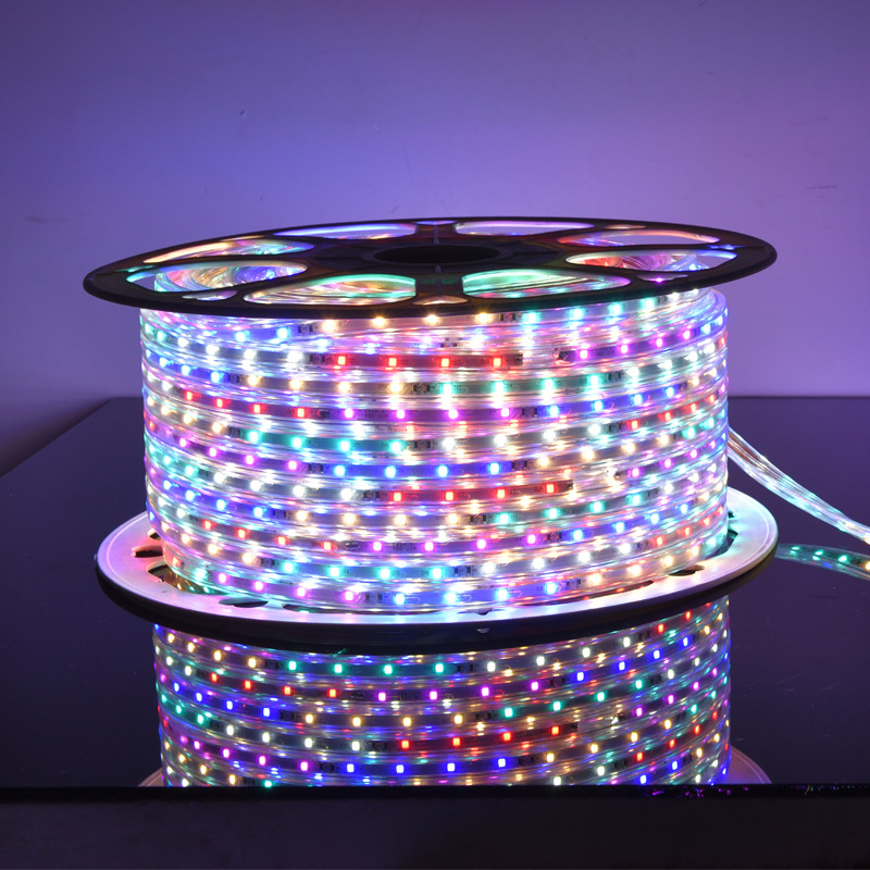 RGB LED traka 2835, tri reda pod kutom, 144 LED, šest boja, 48 LED s efektom tekuće vode, 96 LED promjene boje, bljesav efekt, fleksibilna LED traka