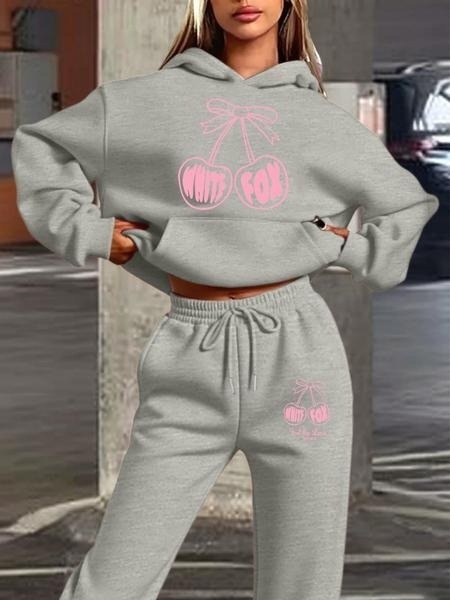 Ženski komplet: hoodie i trenerke s tiskom White Fox slovima, fleec materijal