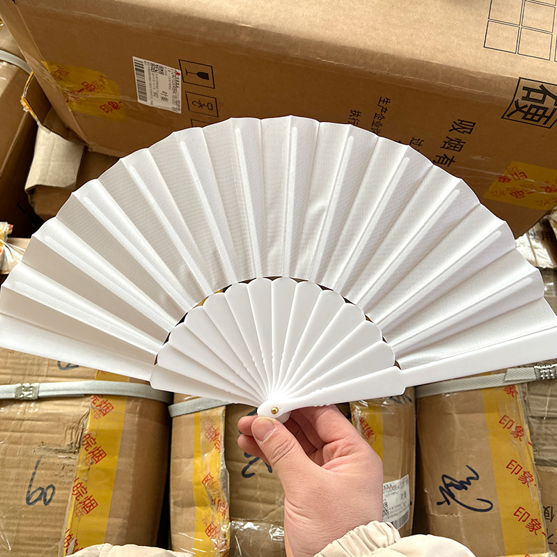 7-inčni plastični sklopivi ventilator s duginim rebrima, debelim rebrima, ravna površina, plesni ventilator