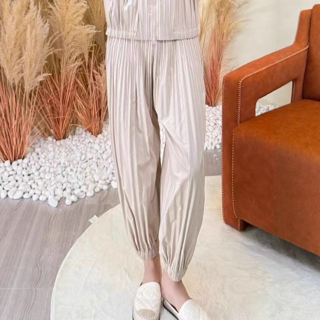 Set de toamnă pentru femei: geacă rezistentă la vânt și pantaloni jogger, croială lejeră, culoare solidă