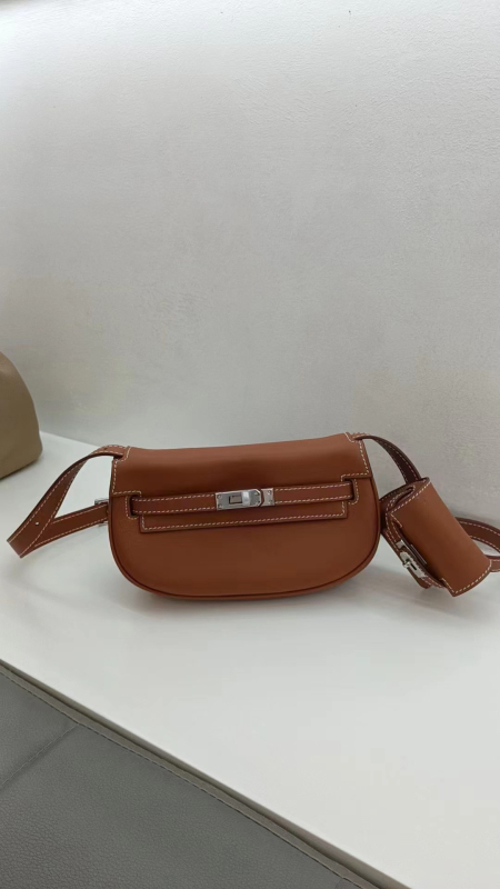 Swift Torba od prave kože Moove Tangyuan Kelly – Dvije u Jednu: sedlovna torba, mini torba za struk i crossbody torba za žene