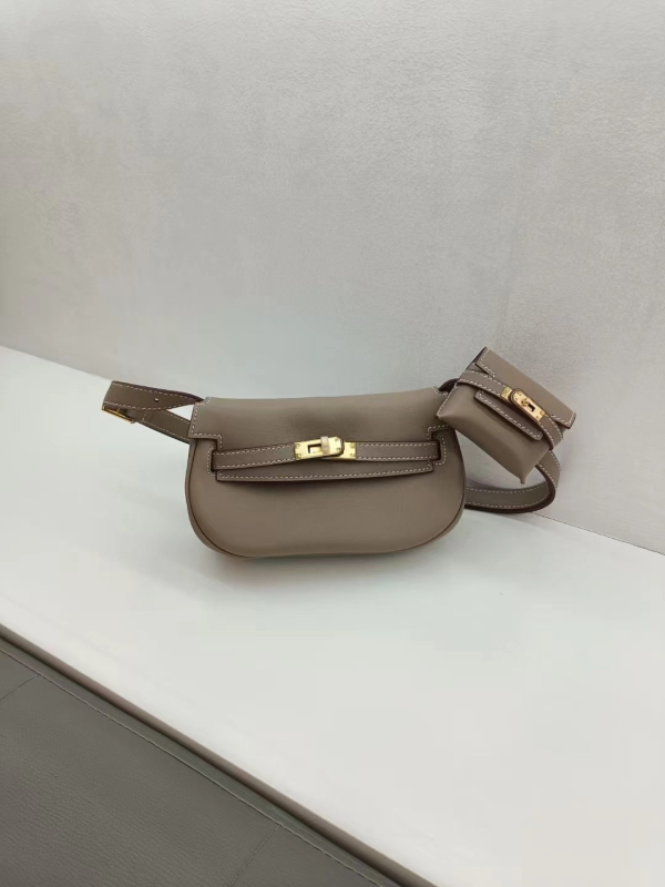 Swift Torba od prave kože Moove Tangyuan Kelly – Dvije u Jednu: sedlovna torba, mini torba za struk i crossbody torba za žene