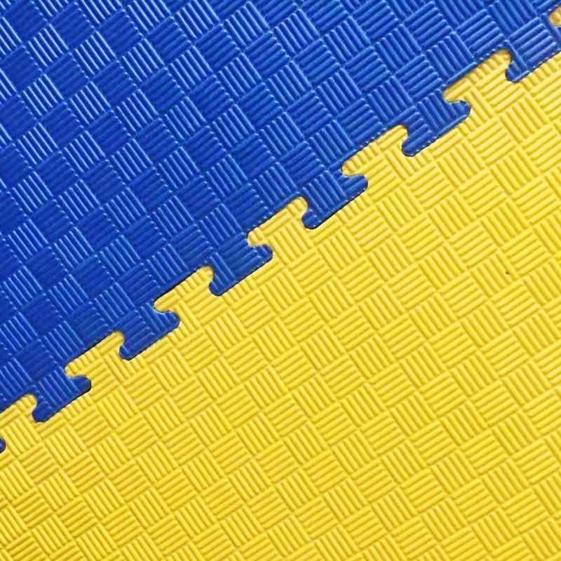 Interlock EVA podloga za taekwondo – set od 5 komada, 100×100 cm, debljina 2.5/3.0/4 cm, pjenasta podloga za fitness, križni uzorak, za jogu i sanda