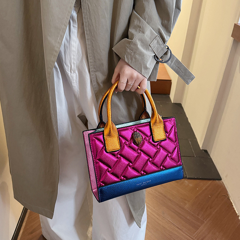 Ženska torbica s motivom glave orla, mala kvadratna crossbody torba s dijamantnim prešivanjem i izšivenim detaljem