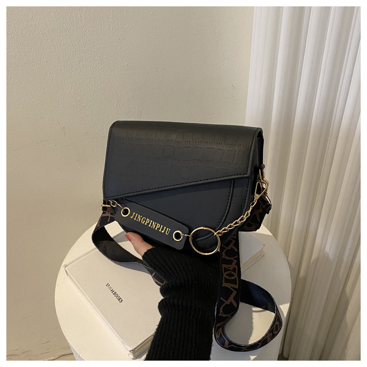 Ženska crossbody torba s jedinstvenim dizajnom, silueta sedla s blok bojama, minimalistička i svestrana za svakodnevnu uporabu, moda 2022