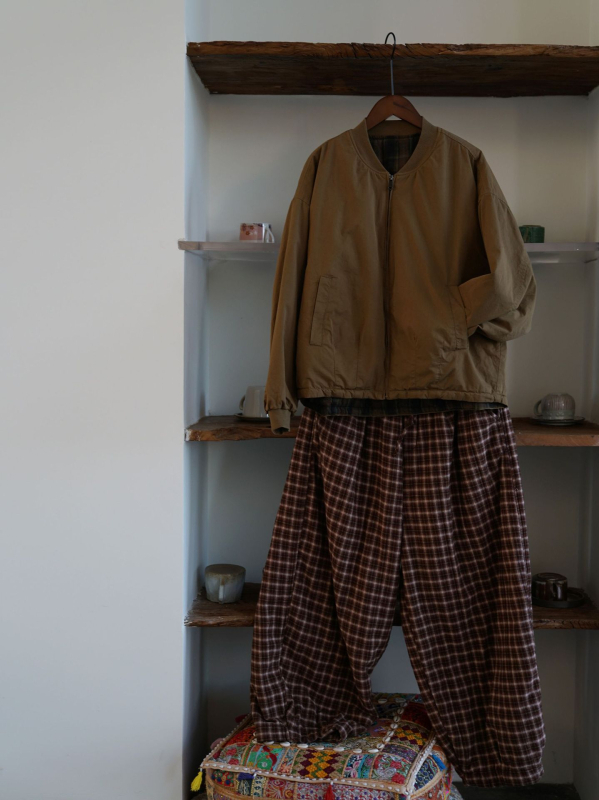 Originalna retro labava jednobojna pamuk jakna s bejzbolskim ovratnikom, prešivena, patchwork - W25346