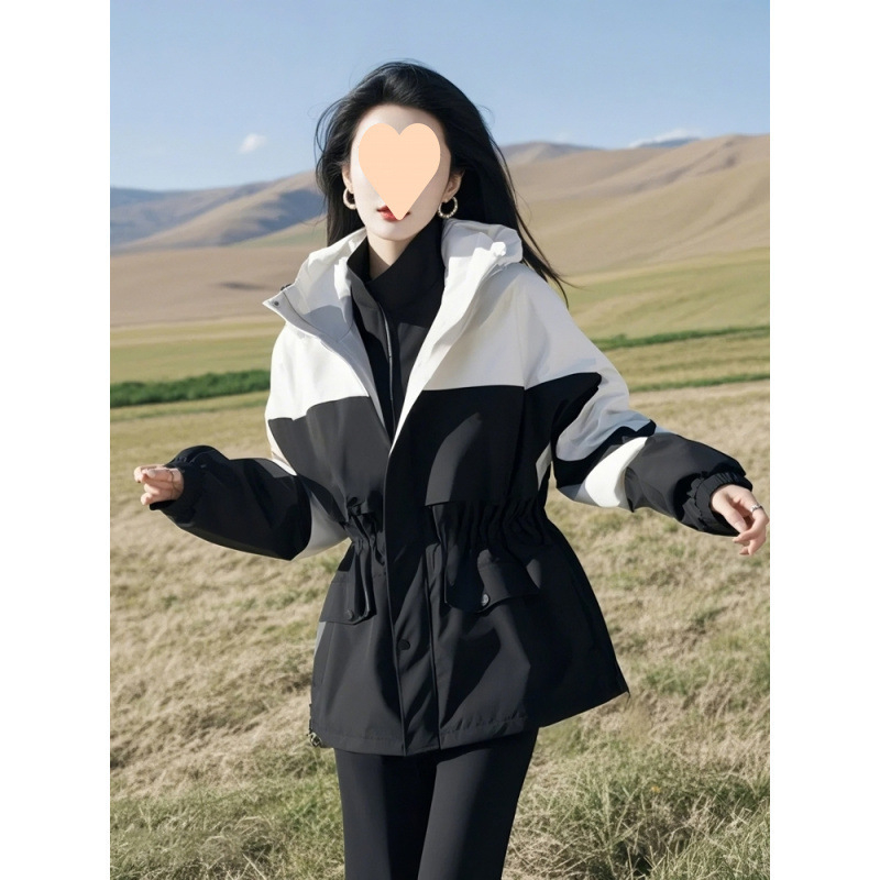 2025 crna ženska softshell jakna za proljeće, Chanel inspiriran stil