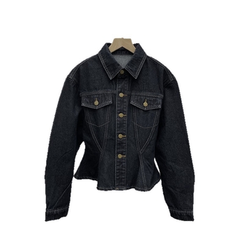 Pamukasta traper jakna s reverom, uski kroj, američki retro stil