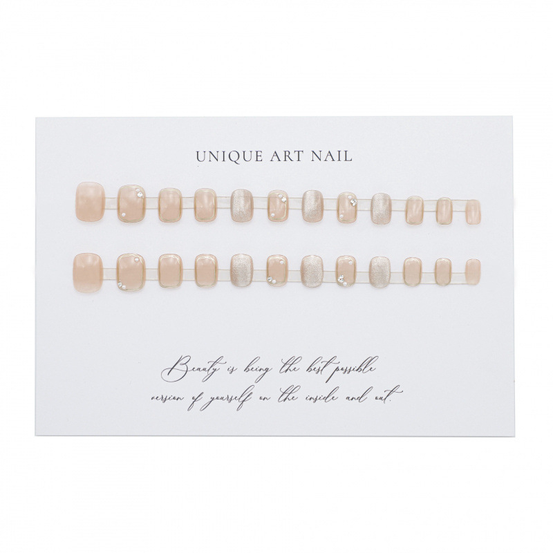 Unghii artificiale lucrate manual, pentru purtare, nuanță nude delicată, scurte și rotunde, cristale Cat Eye ultra-strălucitoare, finisate, plasturi premium pentru manichiură