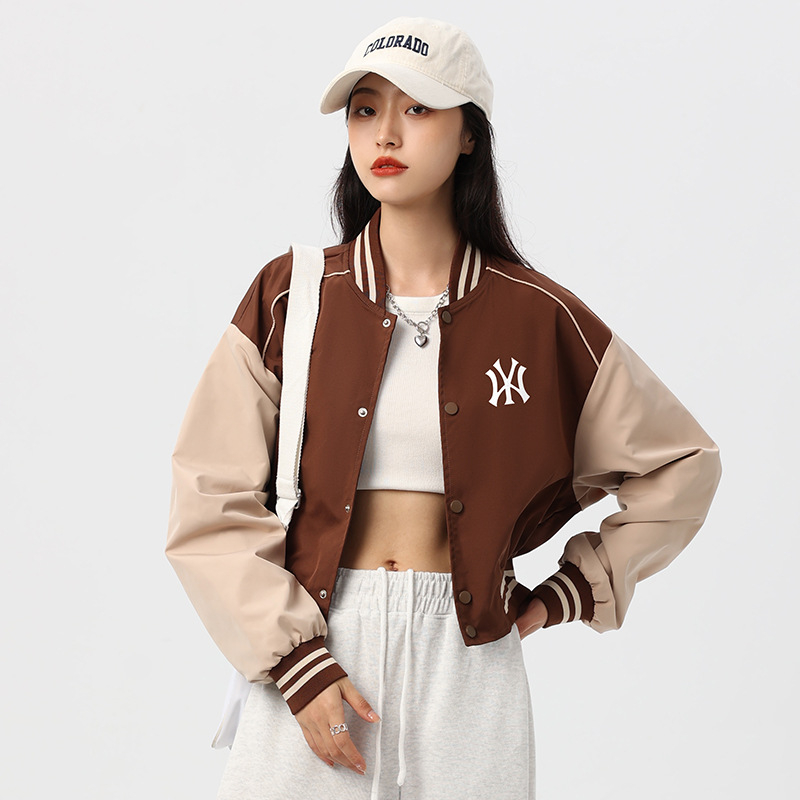 Ženska kratka bejzbol jakna za proljeće i jesen, trendi i svestrana, retro MLB NY s kontrastnim bojama