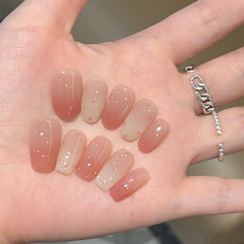 Milk Bubble gradiens nude színű málna pöttyökkel, kézzel készített felhelyezhető műkörmök, modell J282, doboz és szerszámkészlet