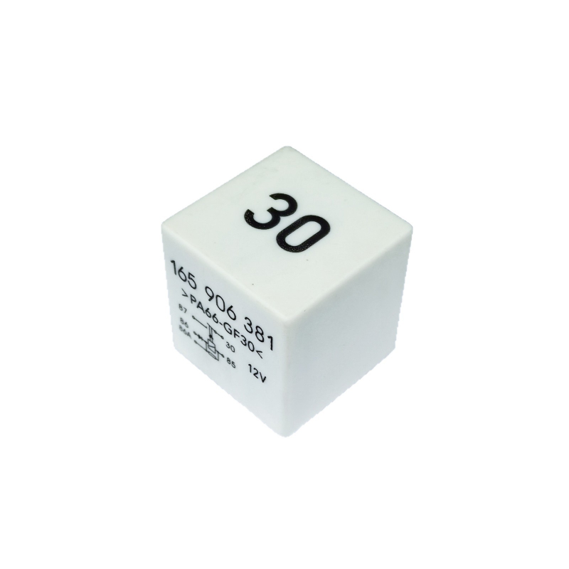 Relé 30 za ECU VW Passat i Audi A6, dio 165906381