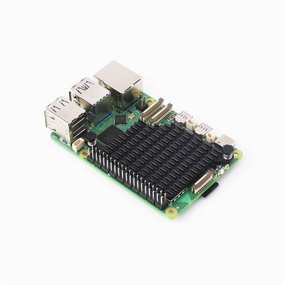 Алуминиев охладител за Raspberry Pi 5 с термална подложка и монтиране с винтове