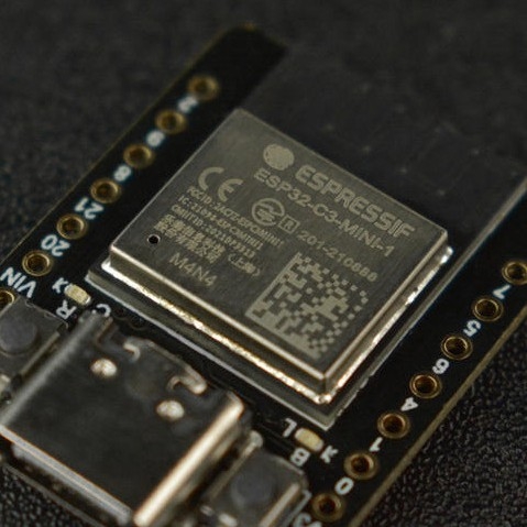 Beetle ESP32-C3 (RISC-V čip)