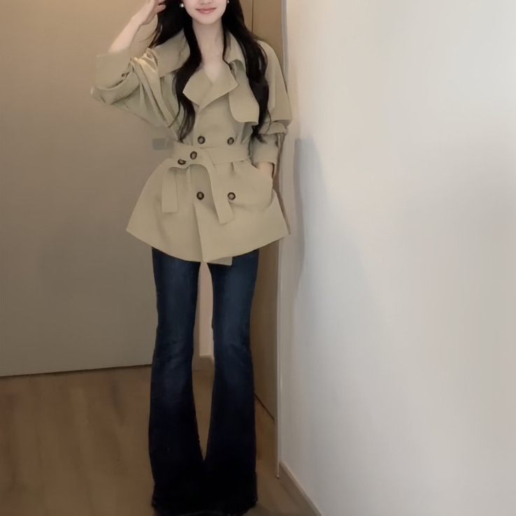 Khaki trench kaput za žene male visine, korejski stil s dojmu visoke klase, kratka duljina, jesen 2026