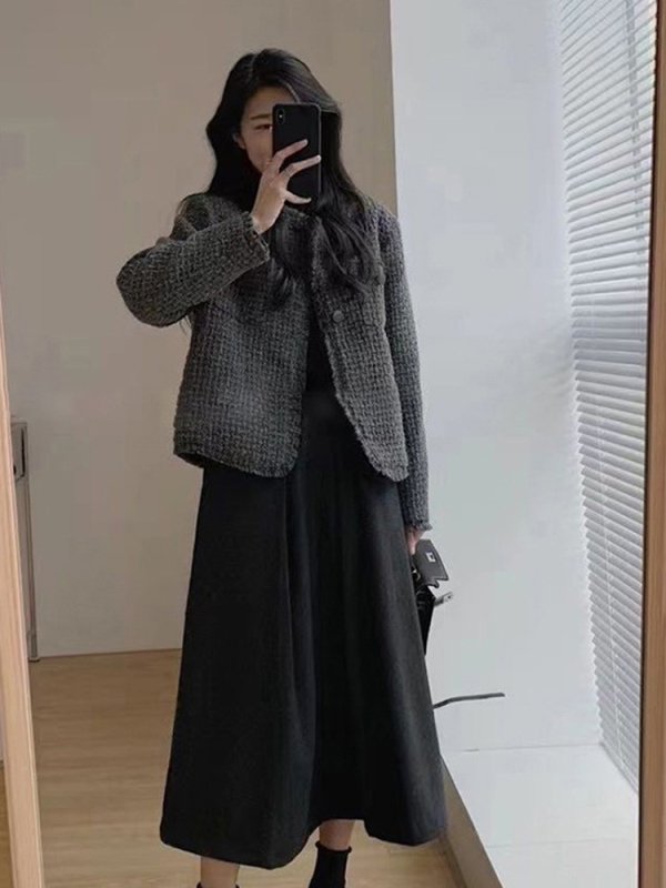 Ženska kratka jakna s resicama u mliječno-sivoj boji, Chanel inspirirana, za proljeće i jesen, elegantan minimalistički kroj, slobodan kroj, dugi rukavi