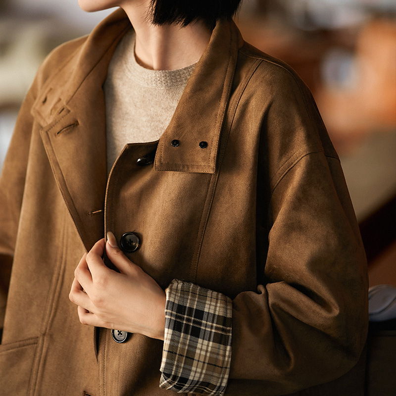 Ženska jakna Explorer u retro barn stilu sa velurom, blok boja, ležerni windbreaker, proljeće 2026