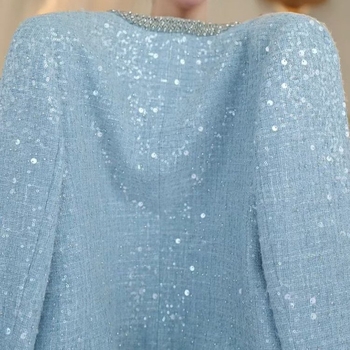 Jesen 2025 moda, lagani luksuz Chanel-inspirirani kratki sakoi