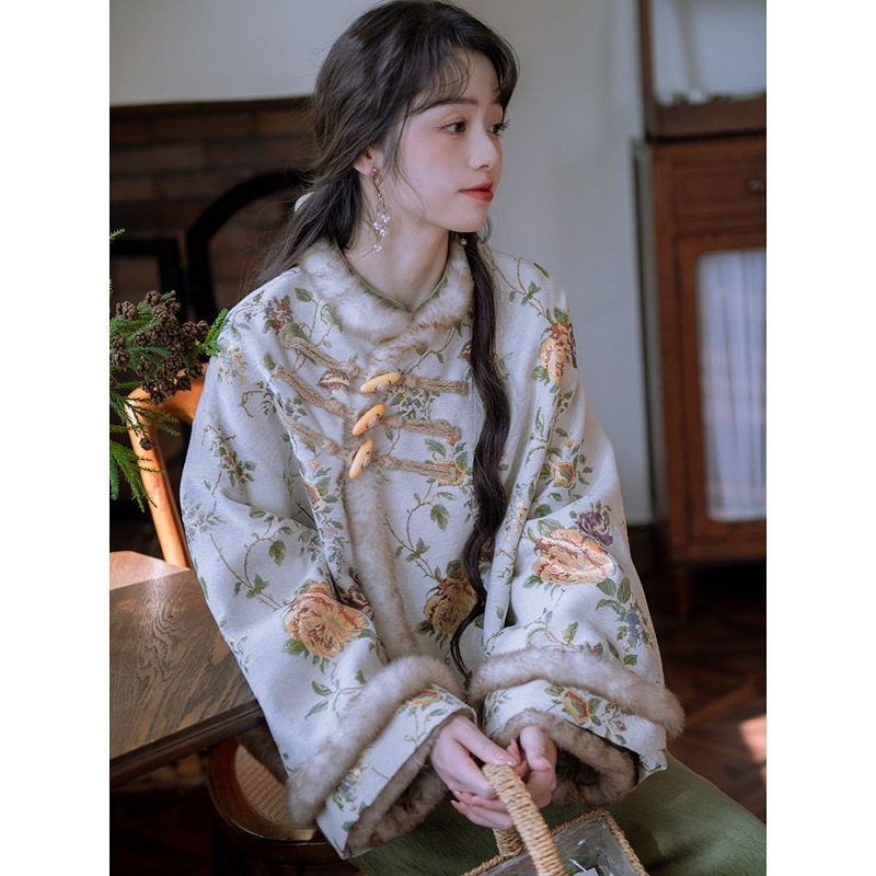 Song Ying jacquard kaput s rogovima gumbima, kratak jesensko-zimski model, širok kroj, mala veličina, kineski stil