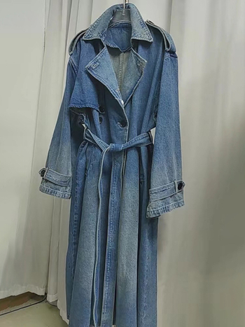 Dugi plavi traper kaput u trench stilu, retro stil, dvostruko kopčanje na gumbe