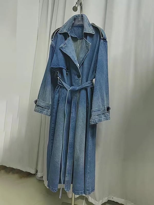 Dugi plavi traper kaput u trench stilu, retro stil, dvostruko kopčanje na gumbe