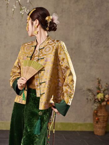 Női kínai stílusú jacquard mintás felső, gombos záródás, őszi elegáns dizájn N8035