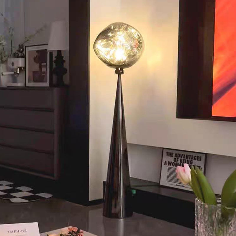 Kreativna minimalistička lava podna lampa za dnevni boravak i radnu sobu, dizajnerski dojam vrhunske atmosfere, dekorativna podna lampa